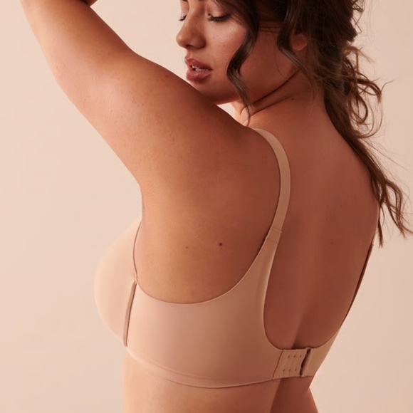 Lightly Lined Sleek Back Bra-NWT! - Picture 4 of 4